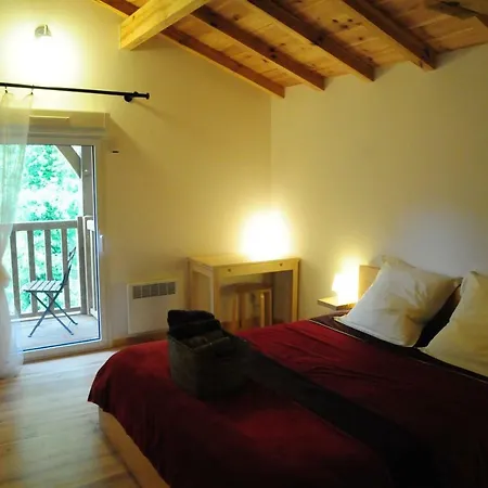 Le Chene Couche Bed and Breakfast